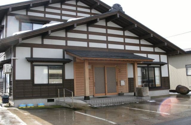 Hikosan External View