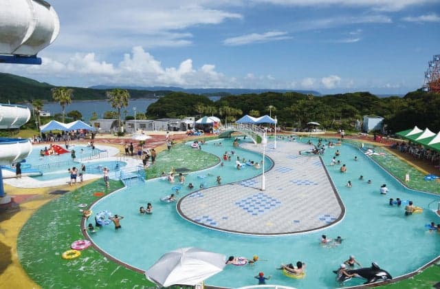 Dagri Cape Amusement Park Pool