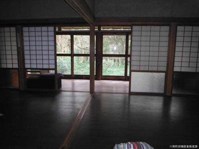 Stay at an old-fashioned farmhouse (annex)