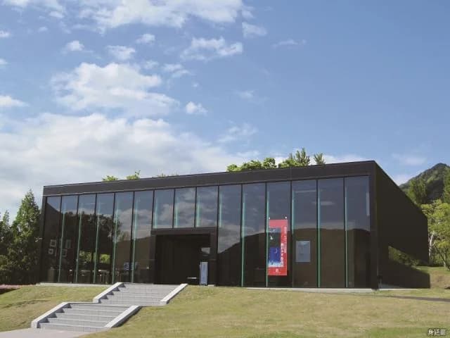 Mori Art Museum of Kirie