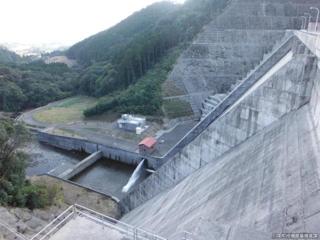 Kirihara Dam 1