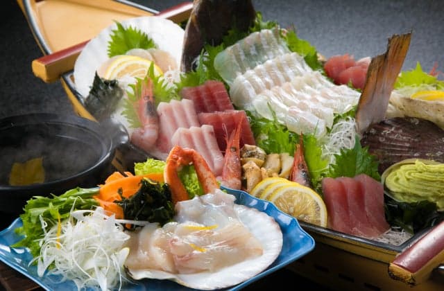 Boats and seafood shabu-shabu