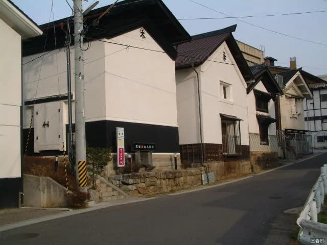 三春郷土人形館