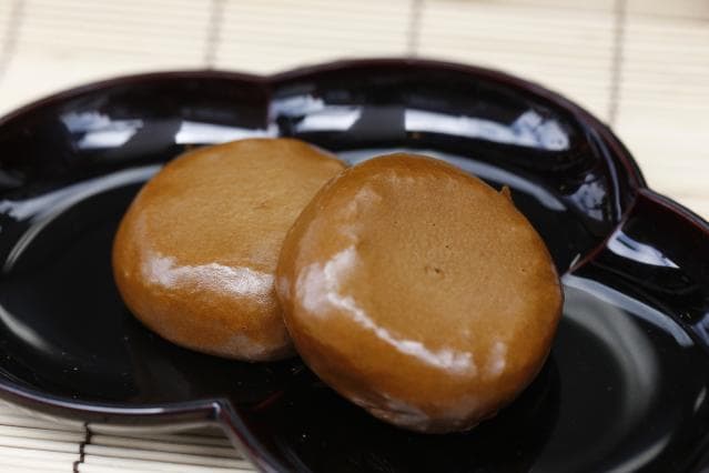 Hot spring steamed bun