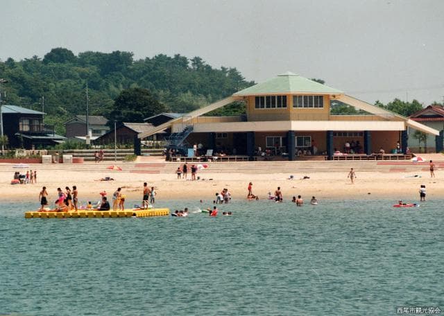 佐久島　大浦海水浴場