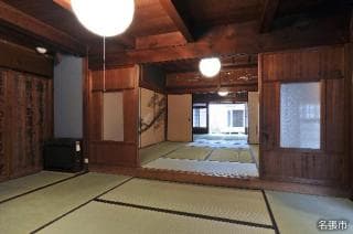 Japanese-style room