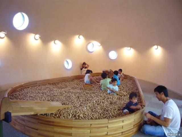 Egg room