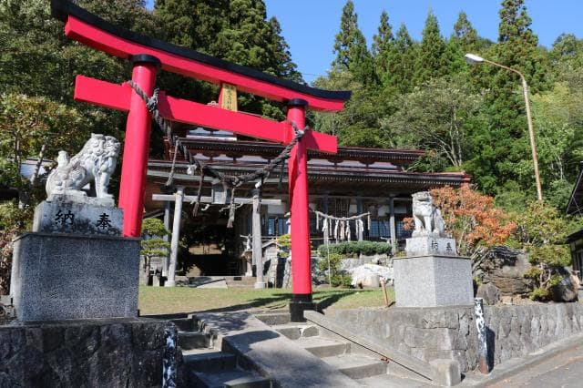 Utori Shrine