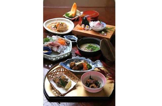 Koi dishes