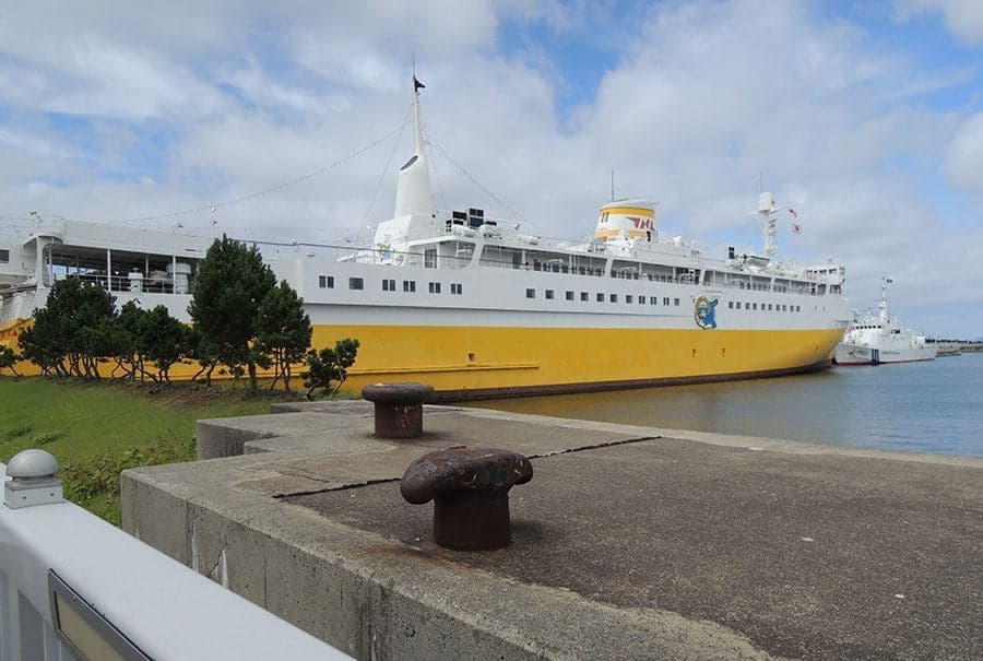 Around Hakkoda Maru, Aomori City
