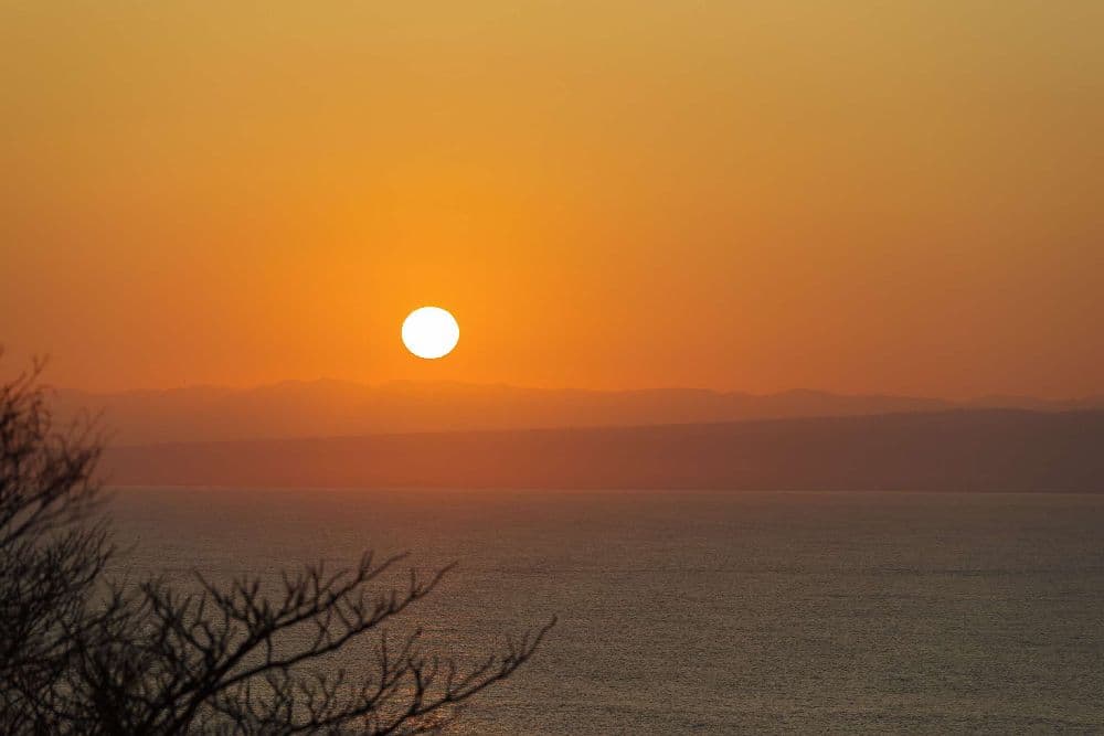 松江市　地蔵崎（美保関灯台）駐車場展望デッキ