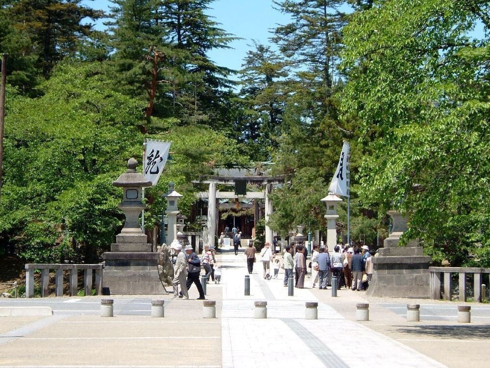 Uesugi Shrine