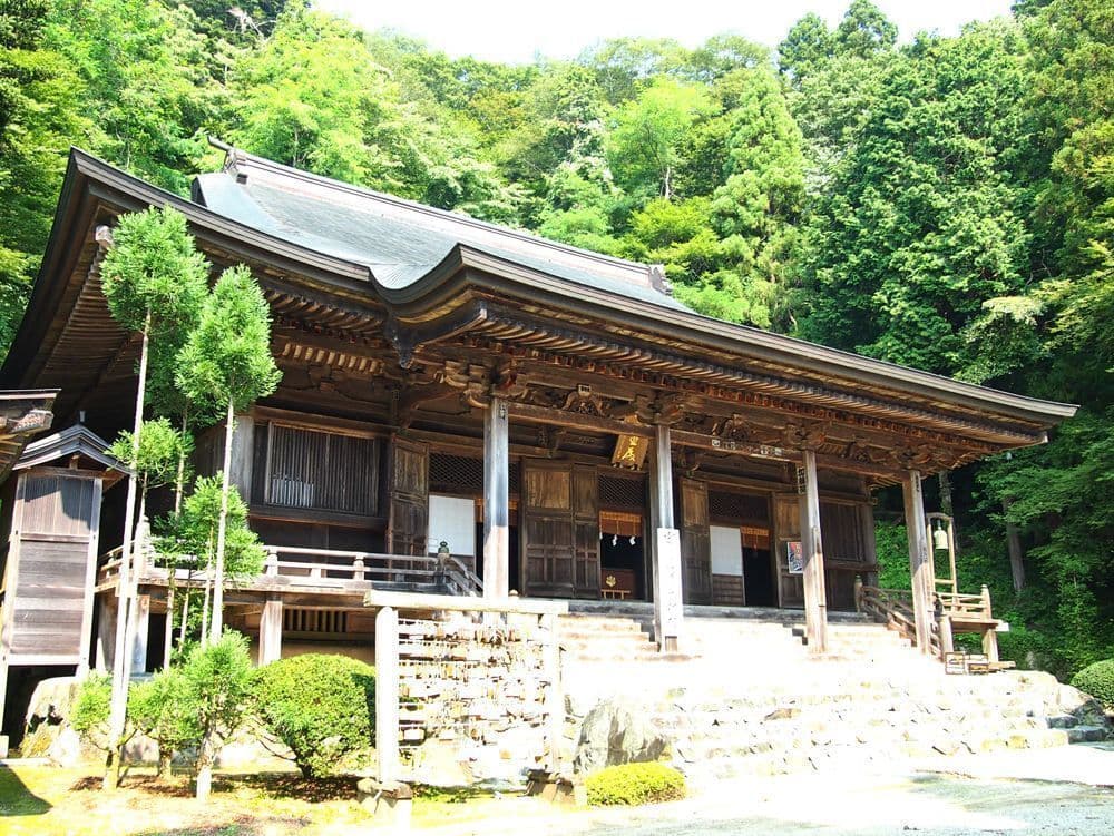 閼伽井嶽薬師常福寺