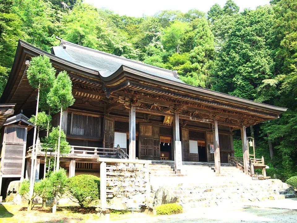 閼伽井嶽薬師常福寺