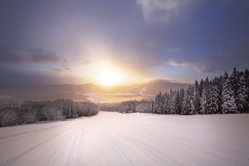 WhiteResort Hakuba Sanosaka Ski Resort