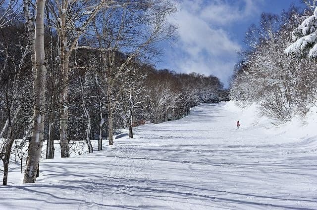 Hasuike Ski Resort in the central area of Shiga-kogen