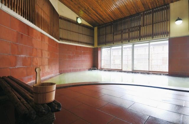 Pottery Village Yu-Land Hot Spring