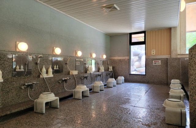 Mae Nikko Azalea-no-Yu