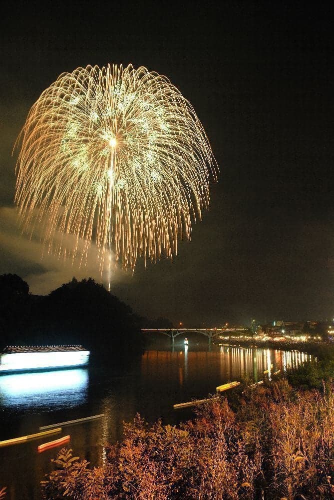 Suigo Oe Summer Festival Lighthouse Fireworks Festival