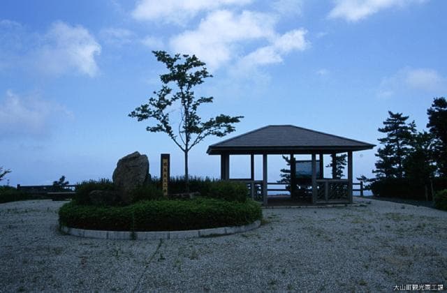Ichibazaka Pass Observation Deck