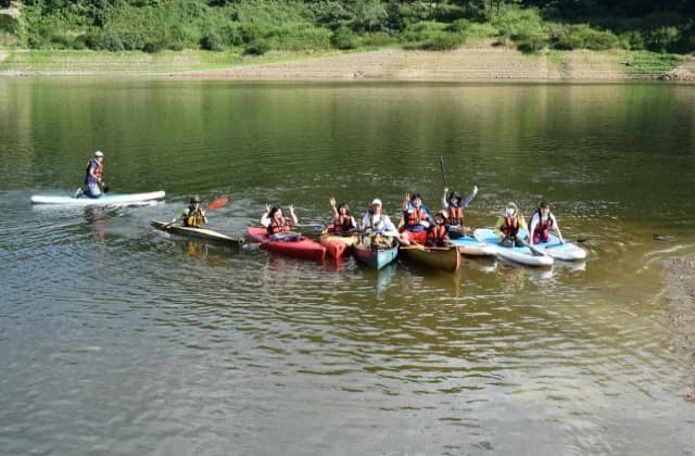 Canoe and SUP tour at Lake Shirakawa