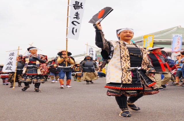 The warrior procession (Nobunaga Oda)