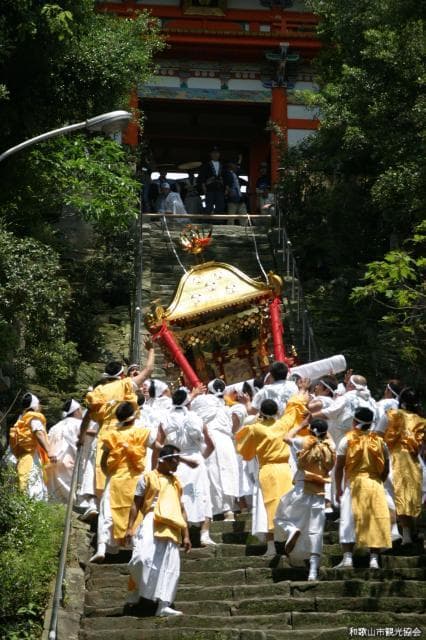 和歌祭