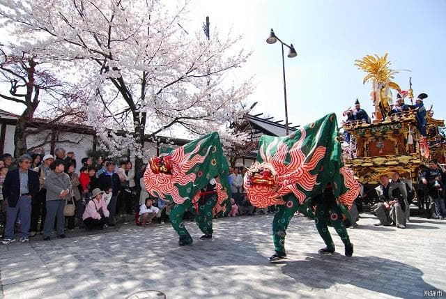 Hidafurukawa Festival "Lion Dance"