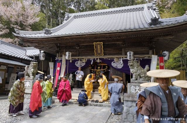 Matsudaira Gongen Festival (Matsudaira Spring Festival)