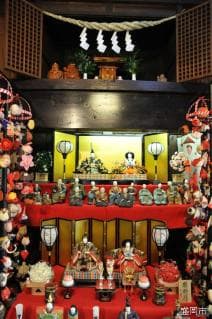 盛岡町家旧暦の雛祭り