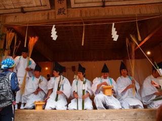 The Shinto ritual of the beginning of old-fashioned works