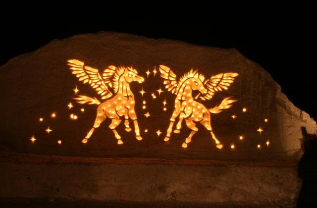 A snow light in a wrinkle