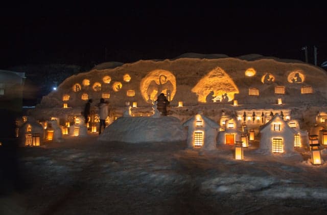 A snow light in a wrinkle 　