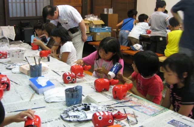Hankake Red Becaud Painting Experience