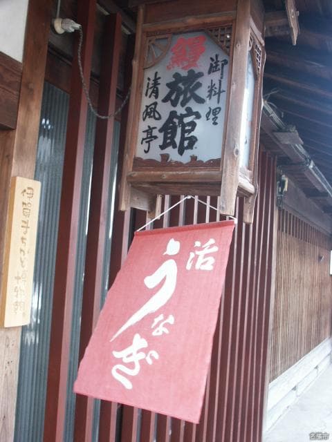 初瀬街道の宿場町として栄えました。