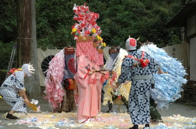 Sumiyoshi Shrine Lion Dance