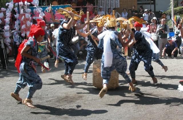 Phoenix dance