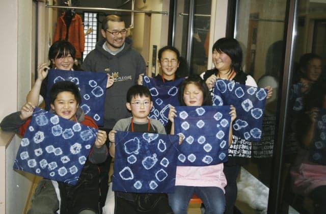 Plant dyeing experience