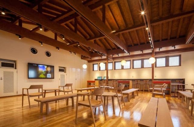 Rest space on the 2nd floor