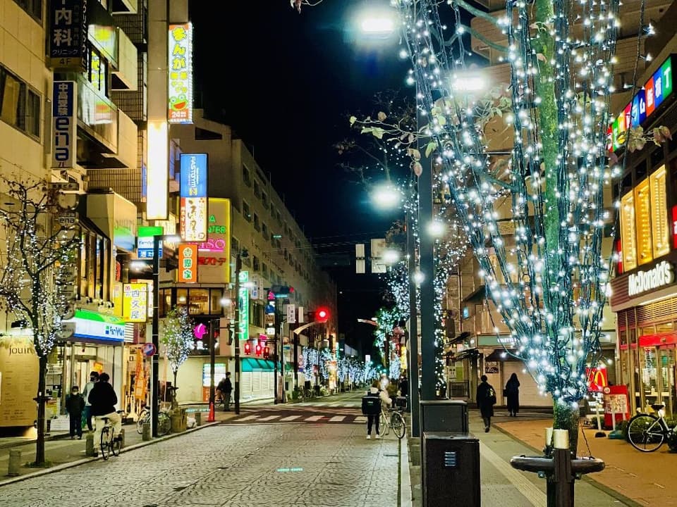 三鷹駅南口商店街街路樹イルミネーション