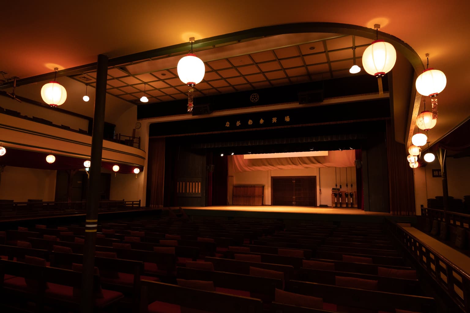 Entertainment hall and cherry blossoms