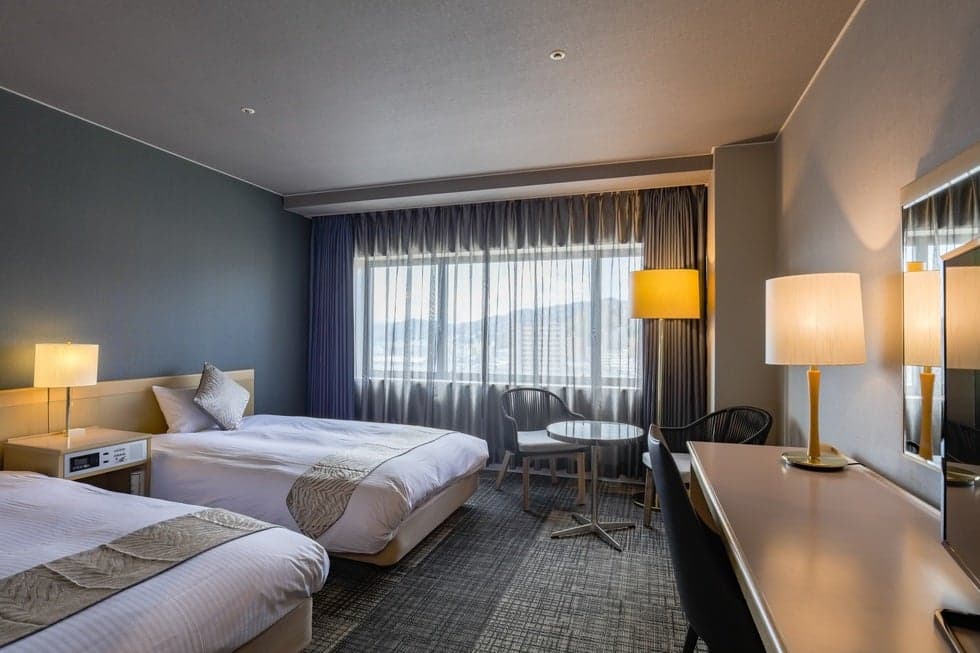 Century Plaza Hotel Twin Room 2