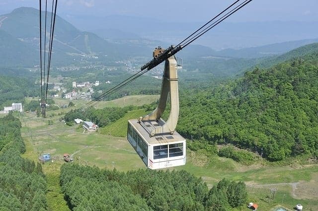 夏のロープウェイ