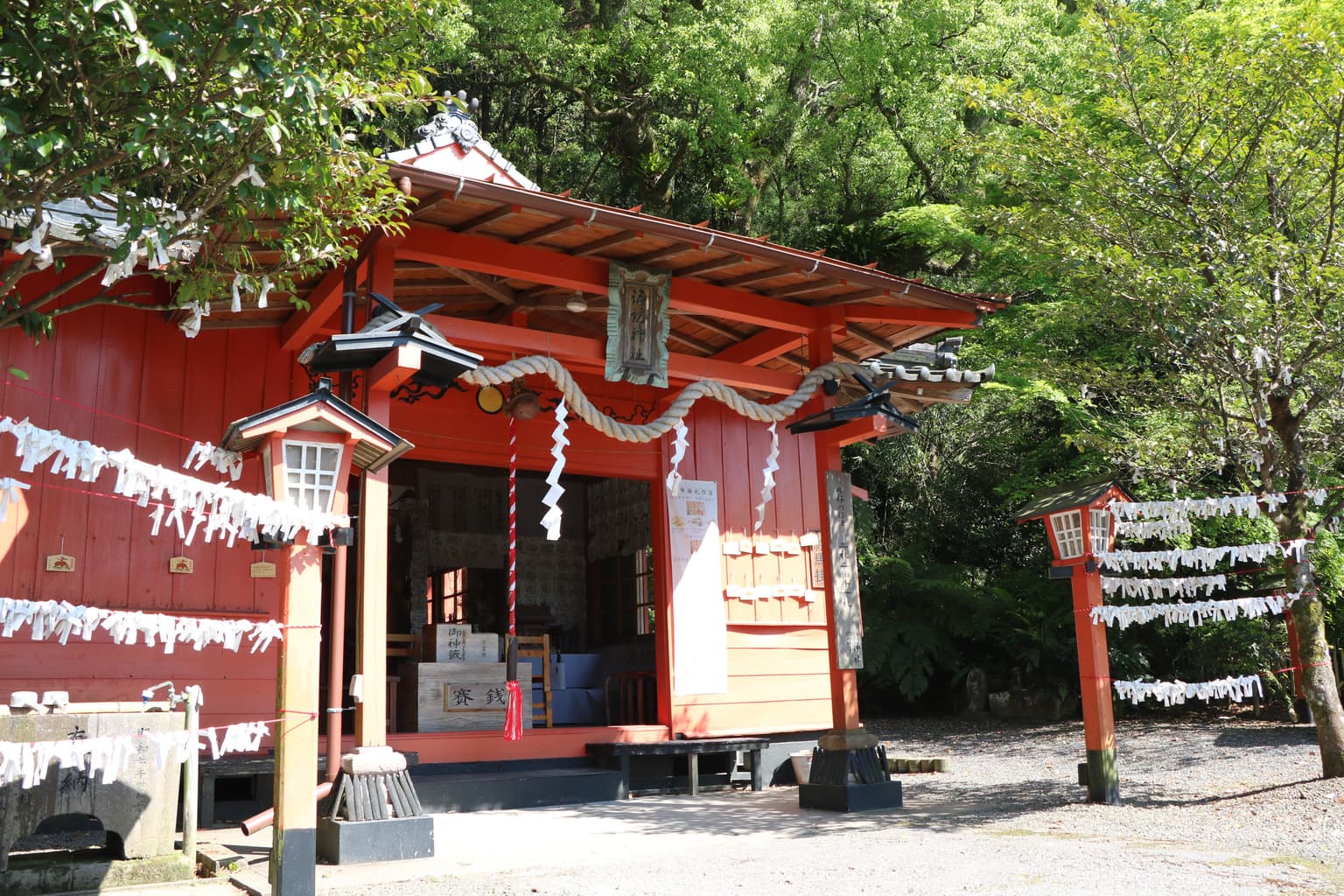 Suwa-jinja Shrine