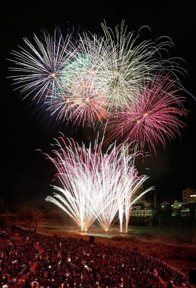 Gero Onsen Fireworks Musical Summer Performance