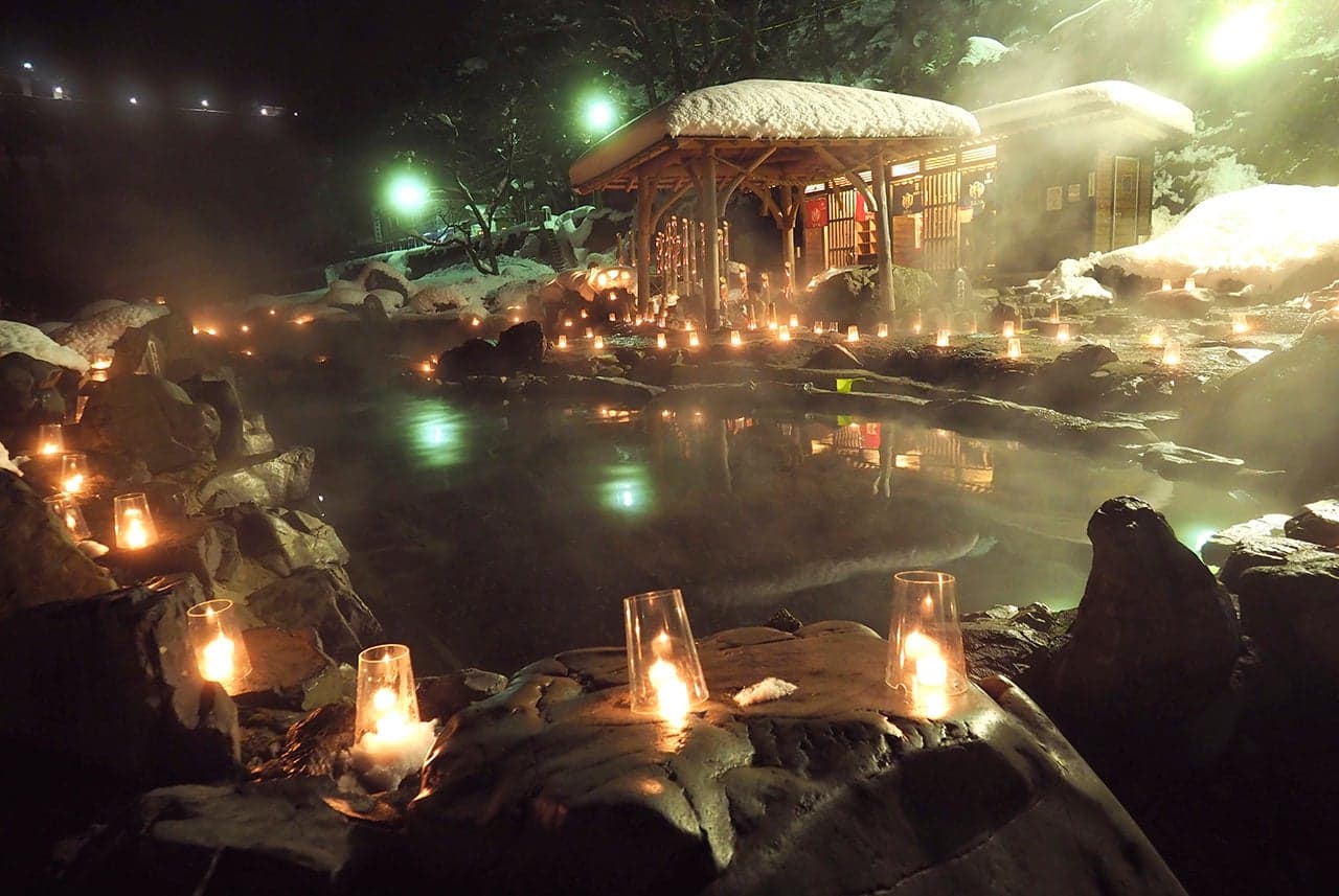 キャンドルファンタジーin湯原温泉（クリスマスキャンドル）