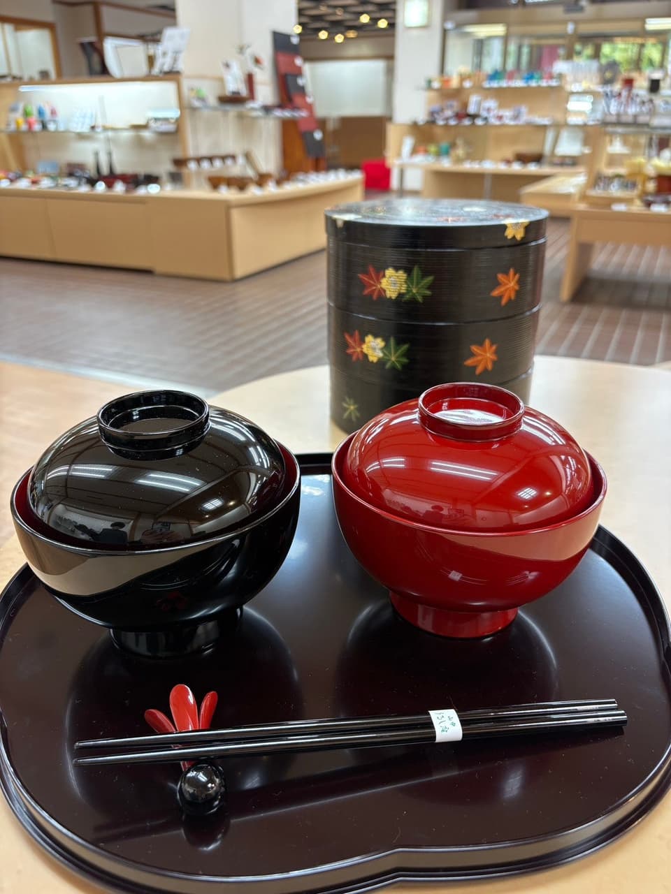 山中塗うるし座