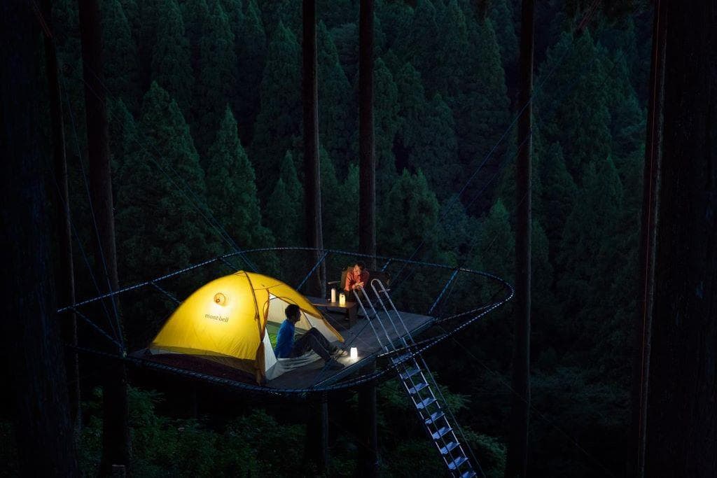 Tree tent