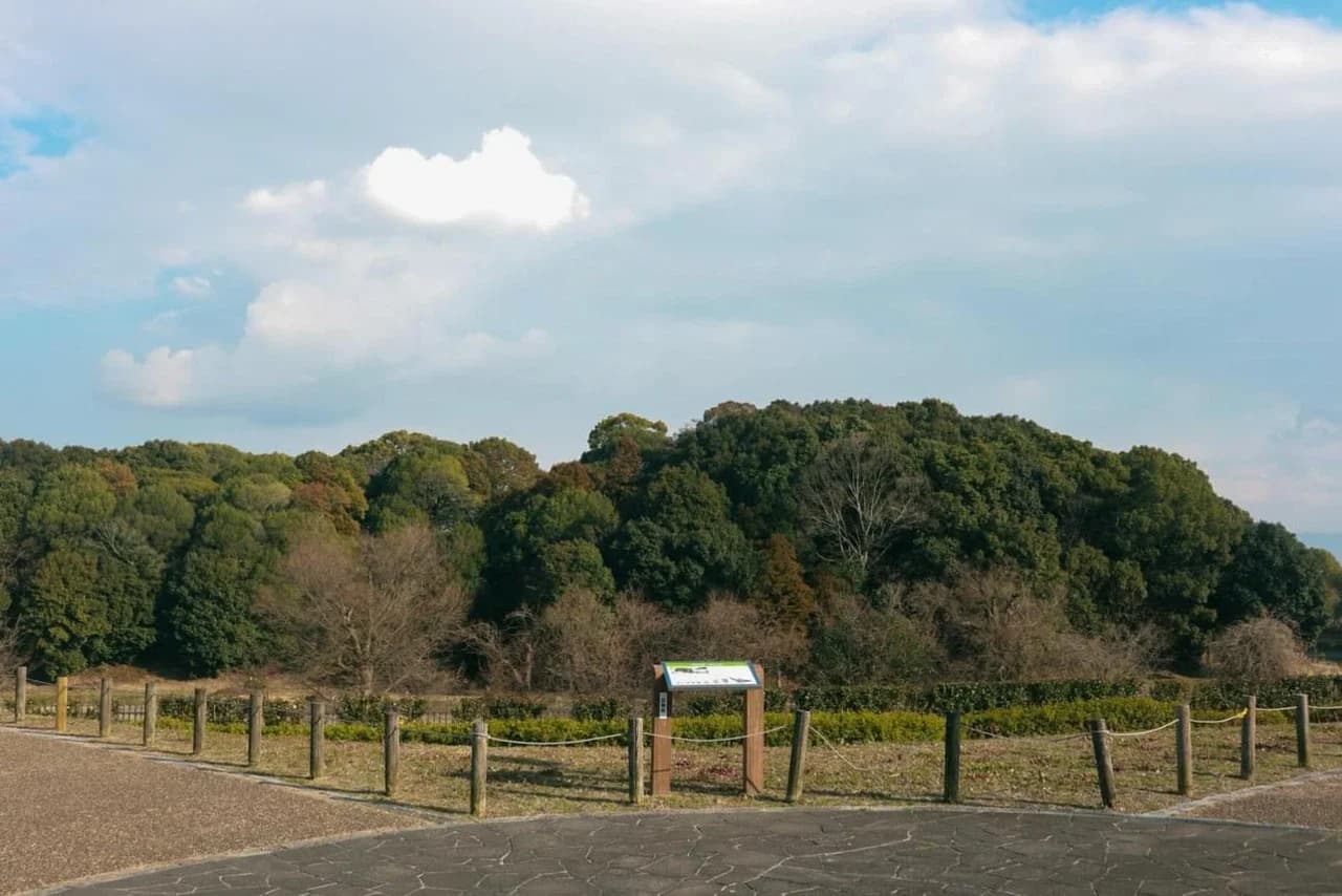 Suyama-kofun Tumulus