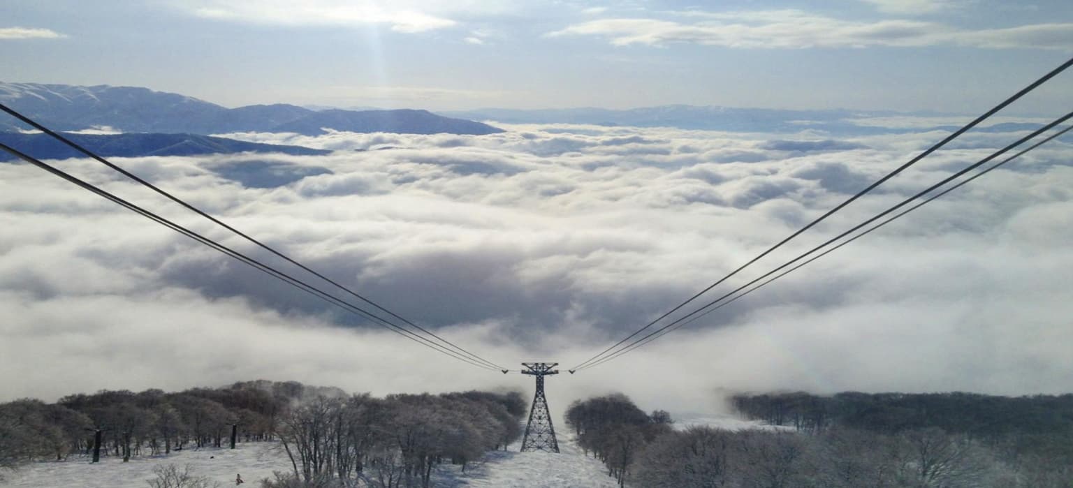 Muikamachi Hakkaisan Ski Resort